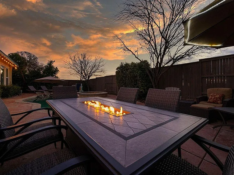 4930 Village Green Dr — Photo 56