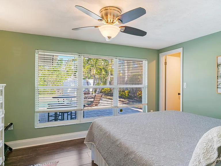 339 Avenida De Paradisio — Photo 30