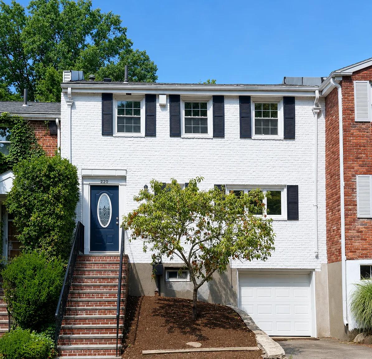 3 bed, 2.5 bath, 1458 sqft, $5,900 — Photo 1