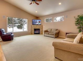 63429 Stacy Ln, Bend, OR 97701