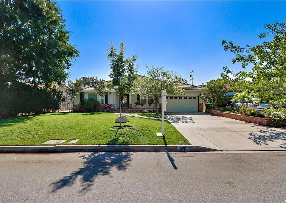 320 S Old Ranch Rd