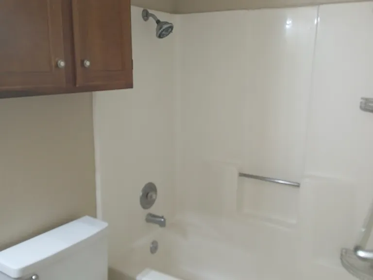 5101 Middlecoff Rd — Photo 4