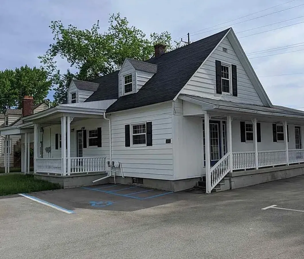 2 bed, 1000 sqft, $1,350 — Photo 1