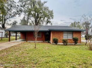 618 Catalpa St, Clarksdale, MS 38614