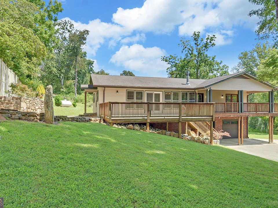 1st image of 140 Tranquility Dr