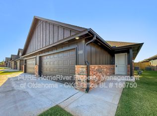 10626 SW 16th St, Yukon, OK 73099