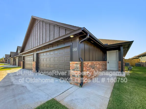 10626 SW 16th St, Yukon, OK