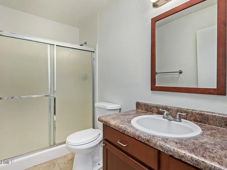 3929 S Pine St — Photo 11