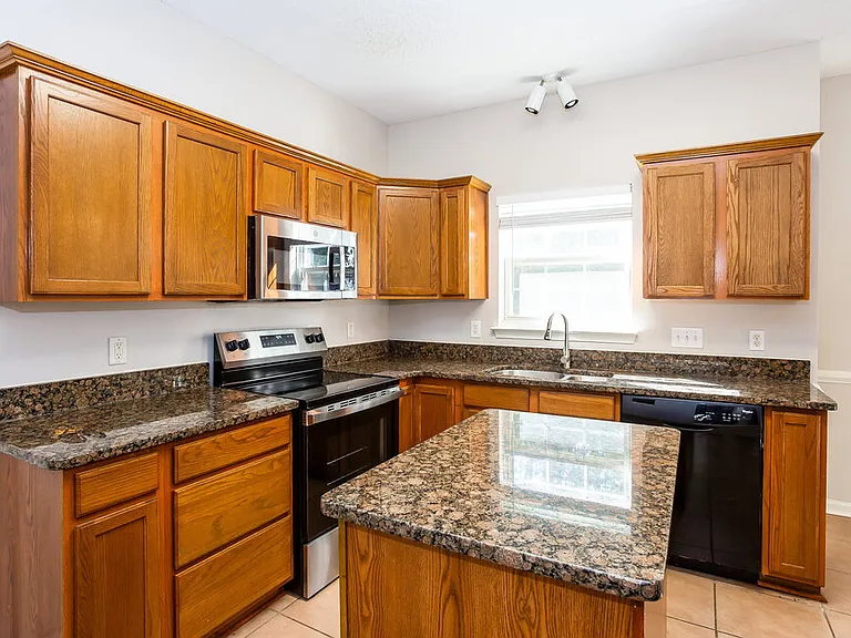 7530 Wilkins Terrace Dr — Photo 8