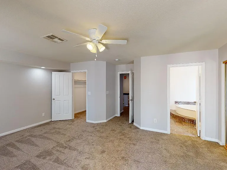 2570 Quail Wood Ct — Photo 25