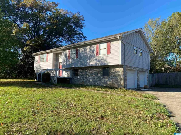 1032 9th Ave SW, Alabaster, AL 35007