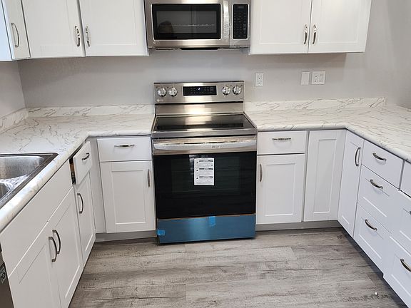 4th image of 3264 Andrea St #1-C