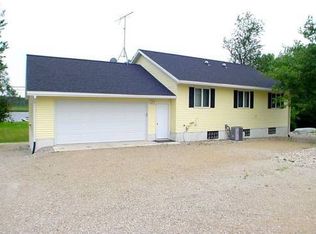 W5547 Bend Rd, Princeton, WI 54968