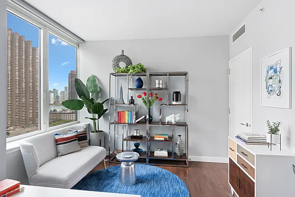 Sold by Compass | media 5