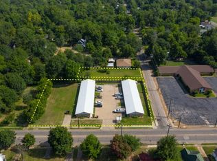 1306 Bonham St, Paris, TX 75460