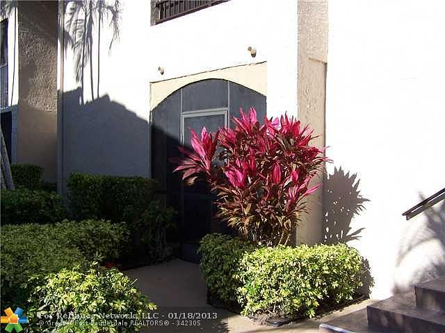 1st image of 7485 Victory Ln APT 8601