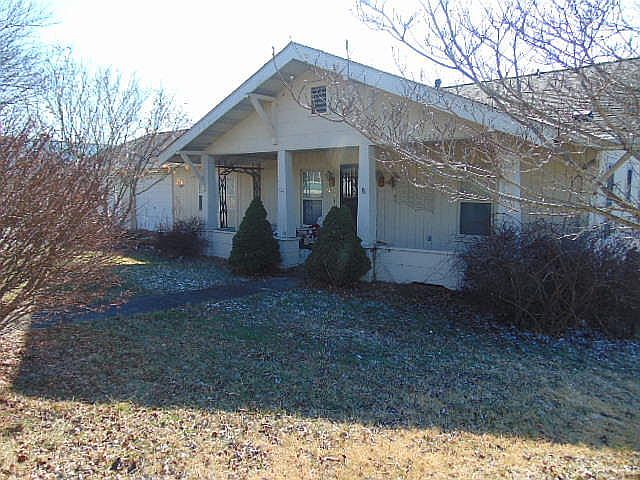 1st image of 605 Central Ave