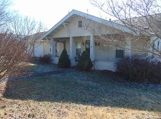 605 Central Ave, Oak Hill, WV 25901