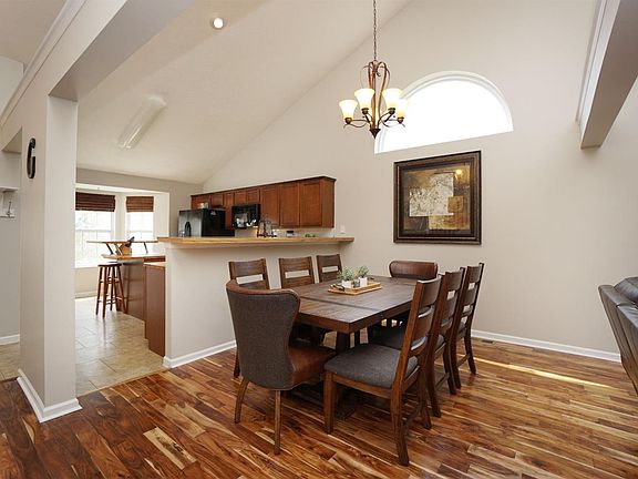 3rd image of 2128 Prairie Clover Dr
