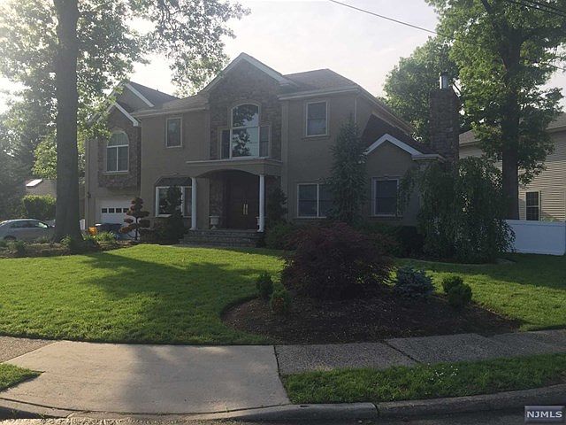 1st image of 345 Vomel Dr