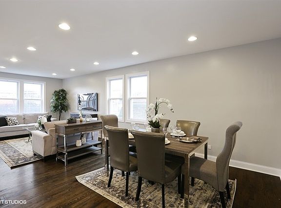 5th image of 5005 W Foster Ave