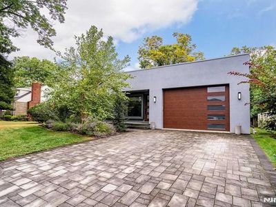 1 Dorchester Rd, Englewood Cliffs, NJ, 07632