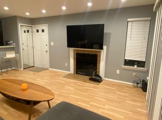 21 Ayres Ct, East Brunswick, NJ 08816
