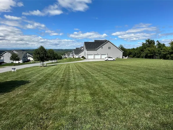 67 Ridgeline Drive, Poughkeepsie, NY