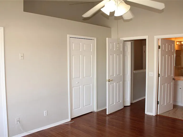 5016 Misty Canal Pl — Photo 10