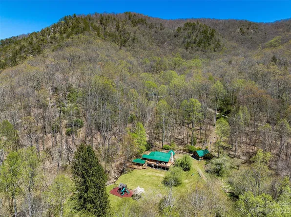 95 Cattle Creek Rdg, Canton, NC 28716