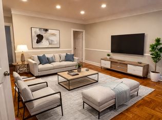 923 E 29th St #A, Brooklyn, NY 11210
