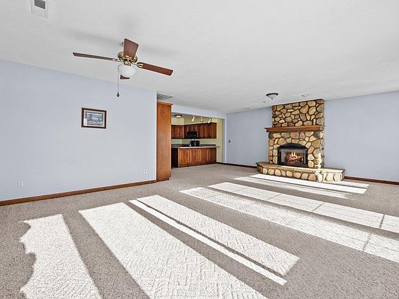 2nd image of 2670 E Beech Ave