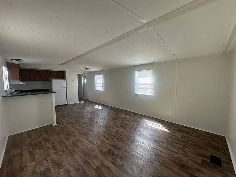 134 Littleton St — Photo 4