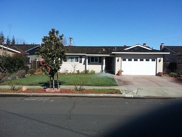 1st image of 743 Pine Ave