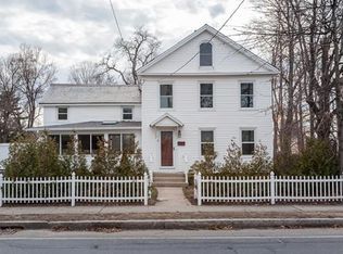 6 Holyoke St, Easthampton, MA 01027