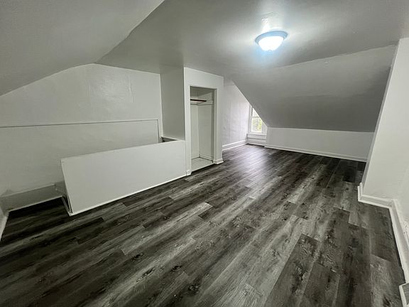 5th image of 36 Kelsey Ave