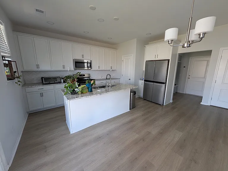 8824 Credence Dr — Photo 4