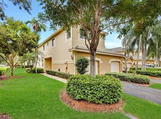 2203 Hacienda Ter, Weston, FL 33327