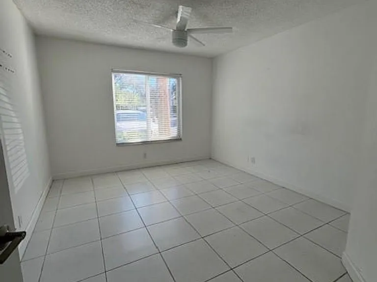 9133 SW 138th Pl #9234 — Photo 6