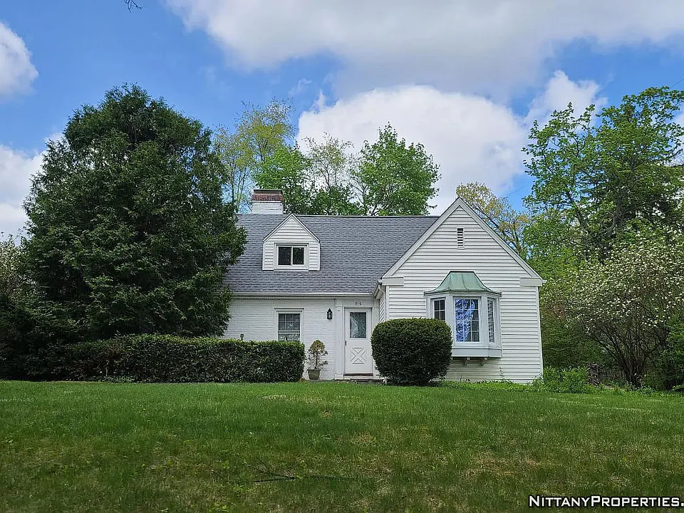 215 E Irvin Ave