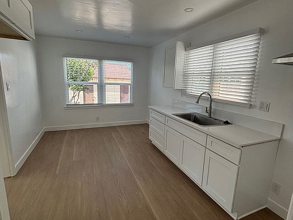 5th image of 1607 1/2 S Atlantic Blvd #1607-1/2