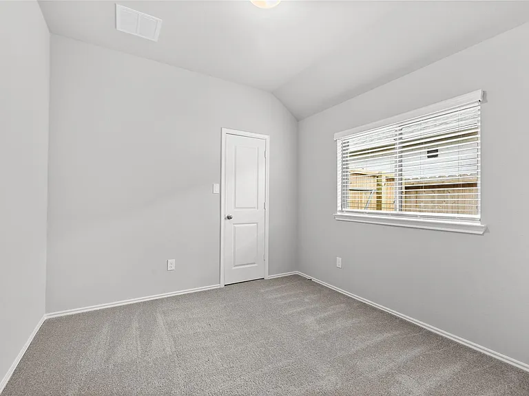 10414 Starfire Yellow Dr — Photo 21