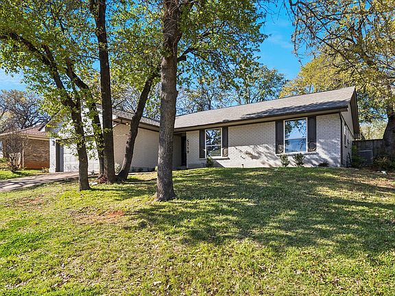 2nd image of 5719 Valley Ridge Ct