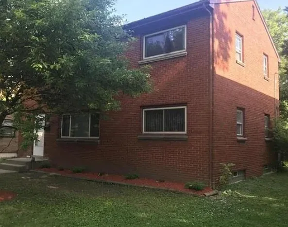 2139 W Silver Spring Dr — Photo 23