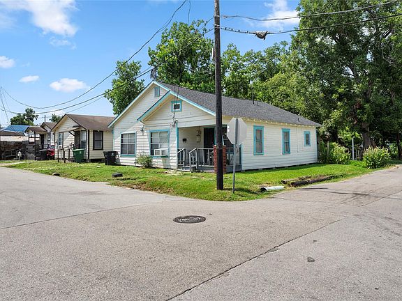 2nd image of 5611 Nichols St
