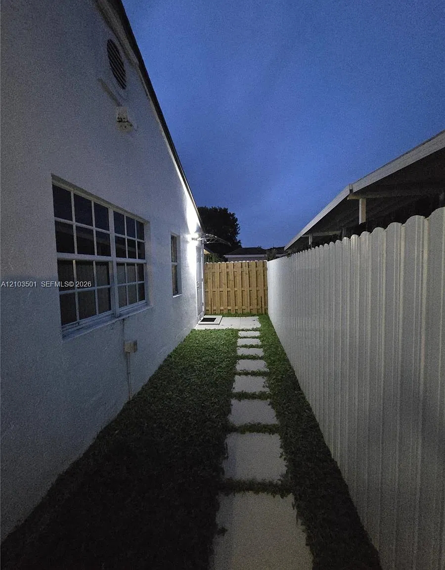 Naroca Estates Sec 1 — Photo 2