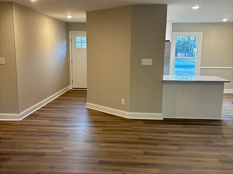 205 Cedar Forest Ln — Photo 6