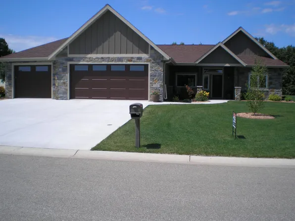 626 Lake Forest Cir, Detroit Lakes, MN 56501