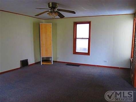 4th image of 130 N Mansfield St