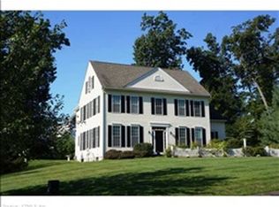 22 Buckingham Rd, Avon, CT 06001